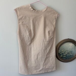 Open back beige top